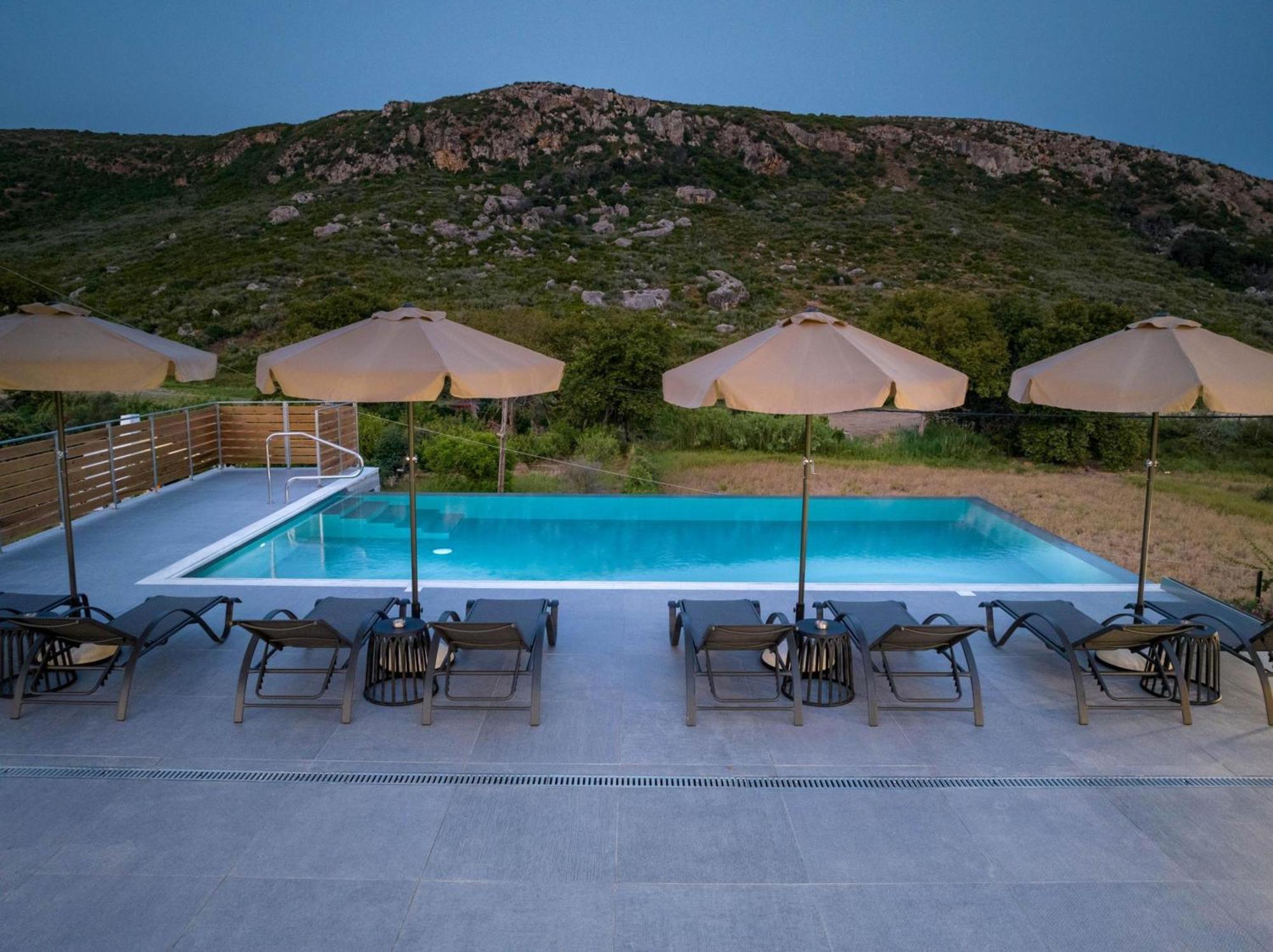 Iphigenia Apartments At Katelios Eksteriør billede