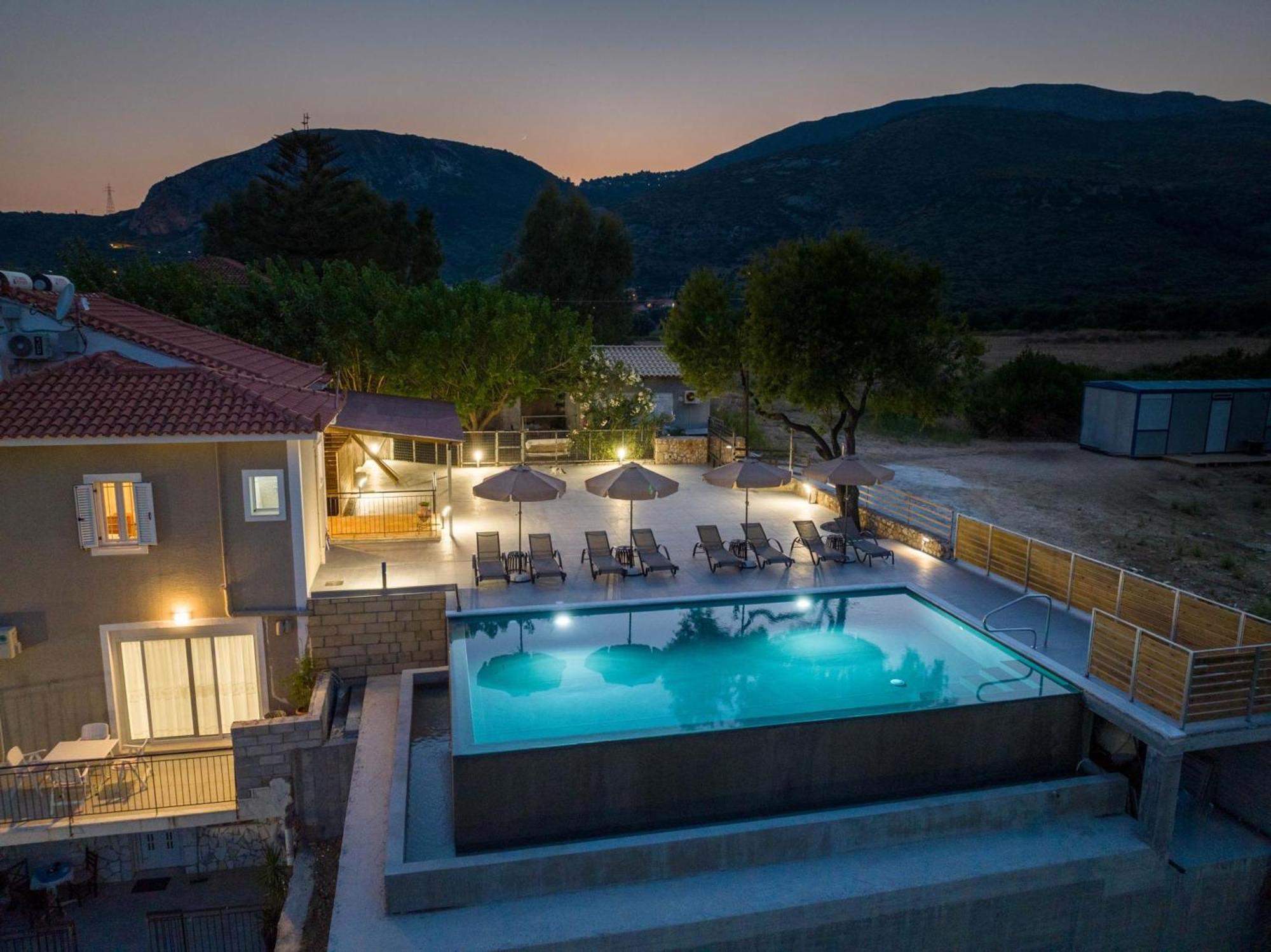 Iphigenia Apartments At Katelios Eksteriør billede
